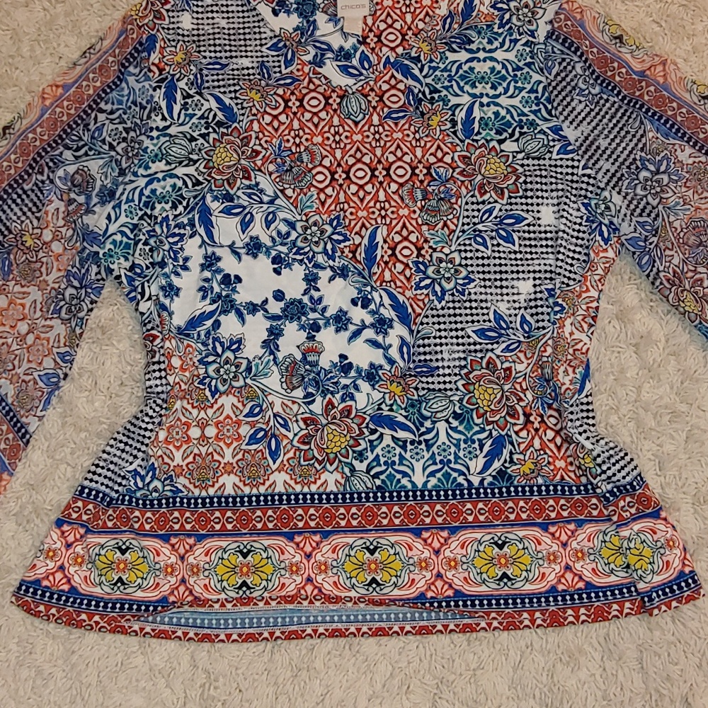 Chico's top size 4 (20)
